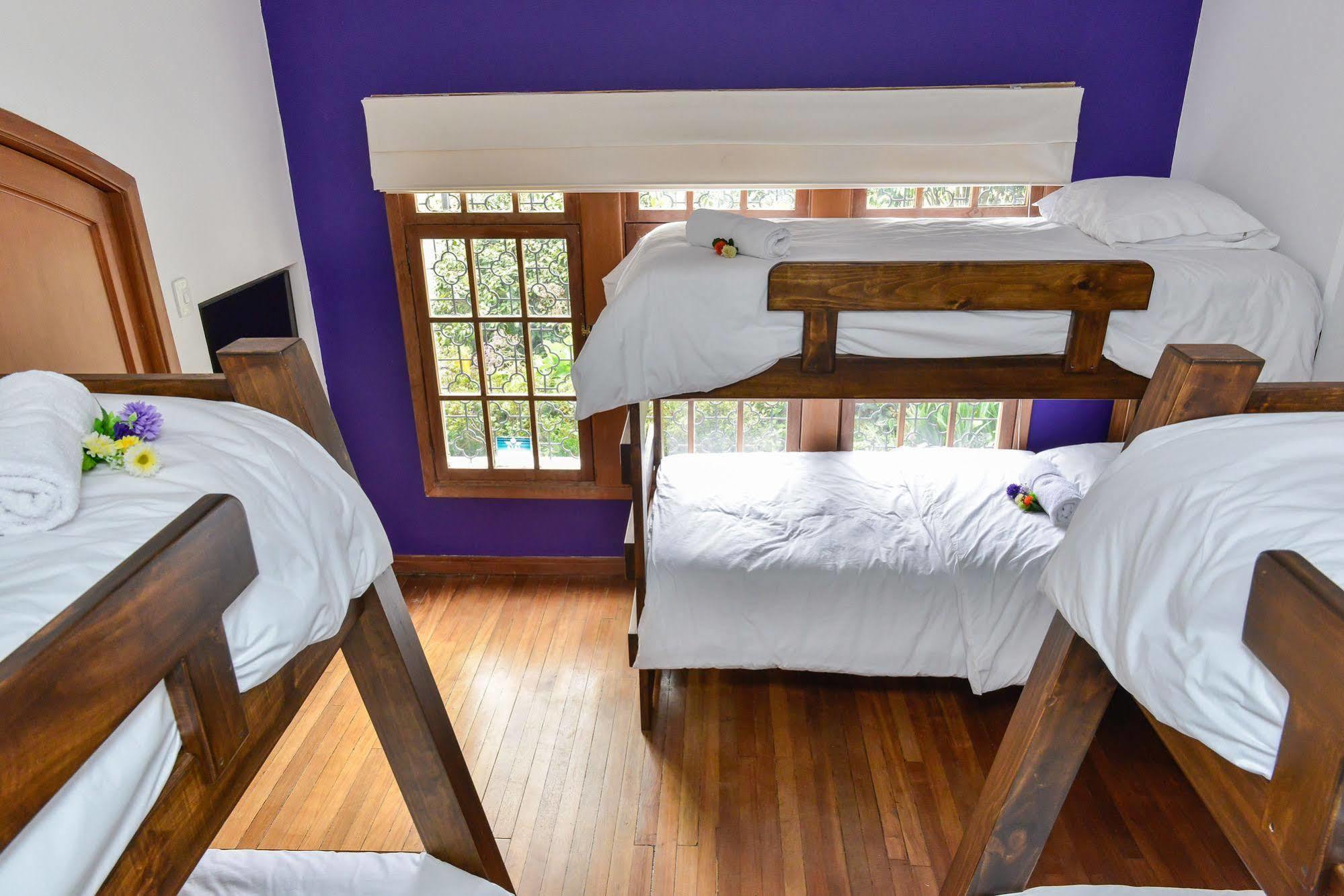 Mi Llave Hostels Богота Екстериор снимка
