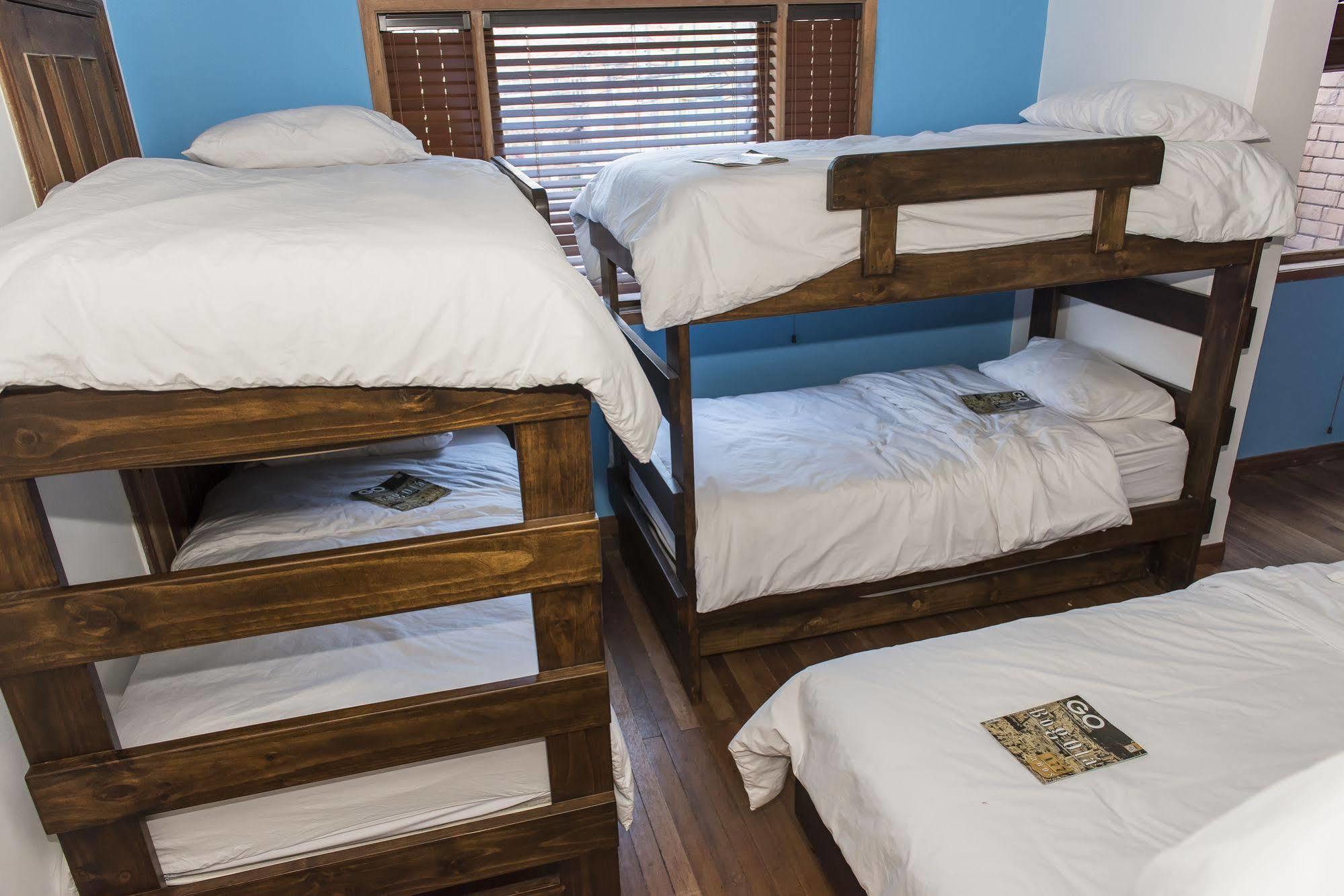 Mi Llave Hostels Богота Екстериор снимка